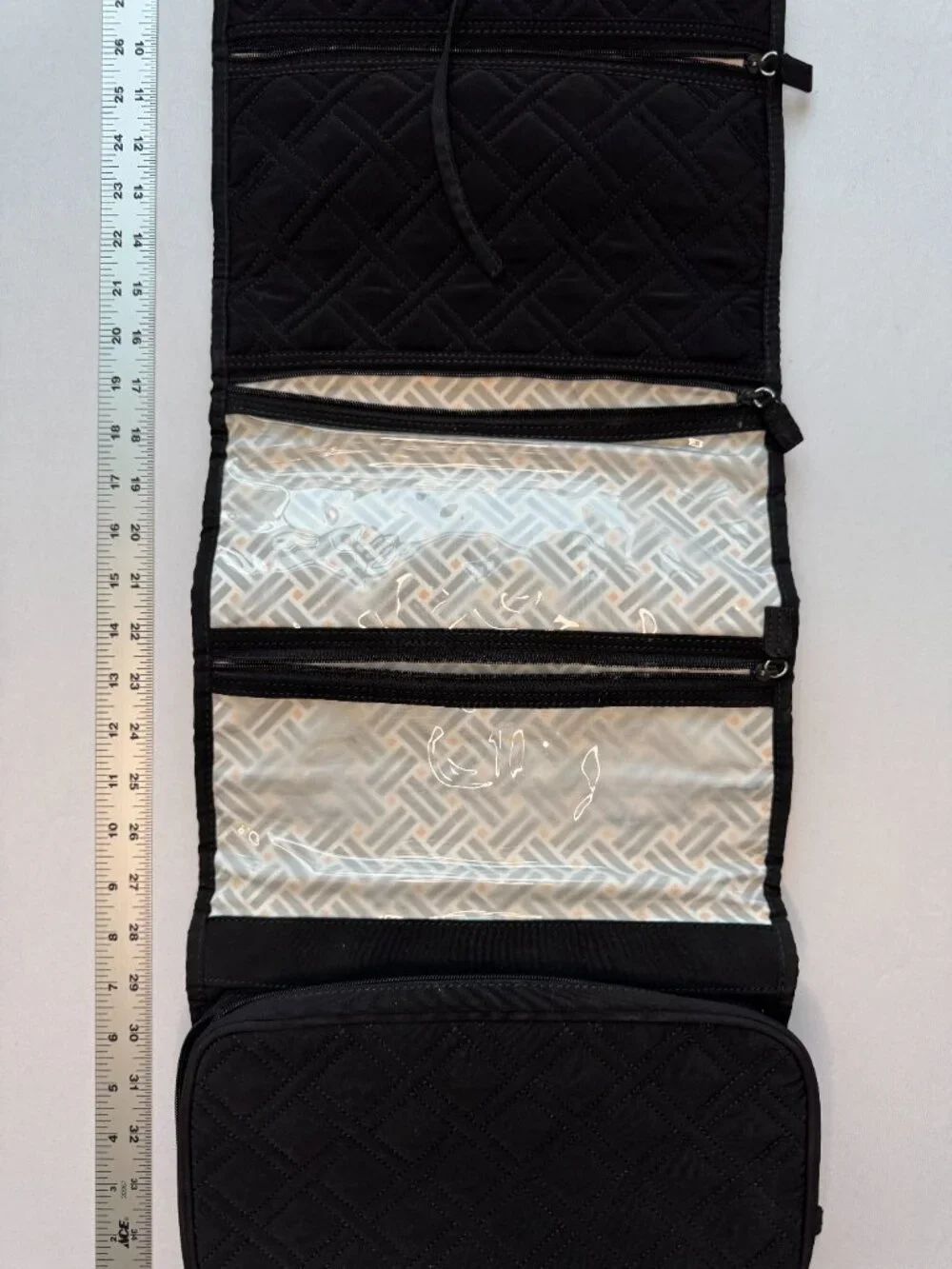 Vera Bradley Hanging Travel Organizer Classic Black Quilted Cosmetic Bag